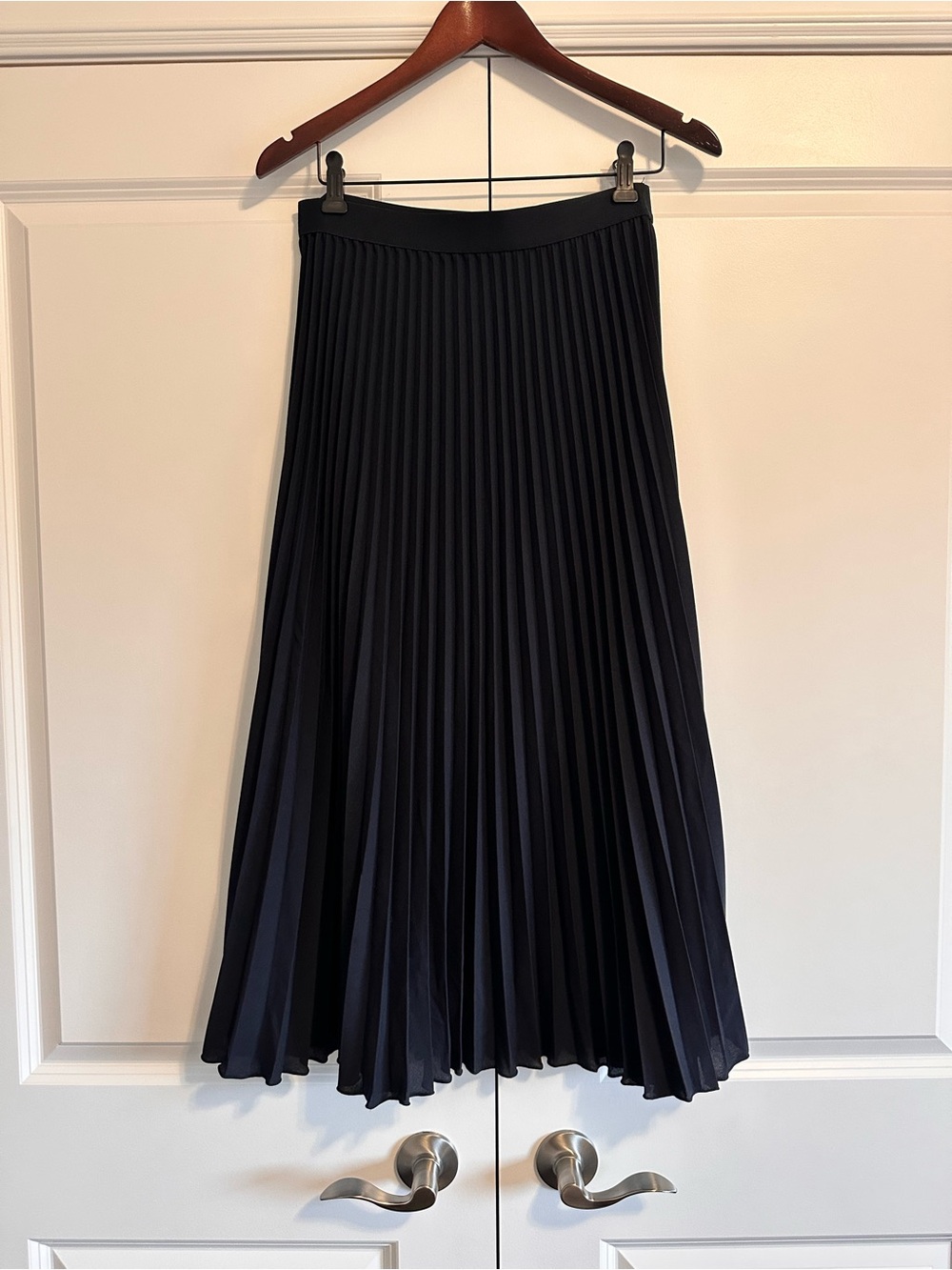 H&M Women's Navy Pleated Midi Skirt